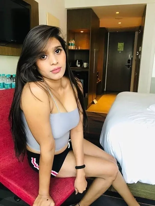 कॉल गर्ल्स सर्विस  ज़वलनुआम